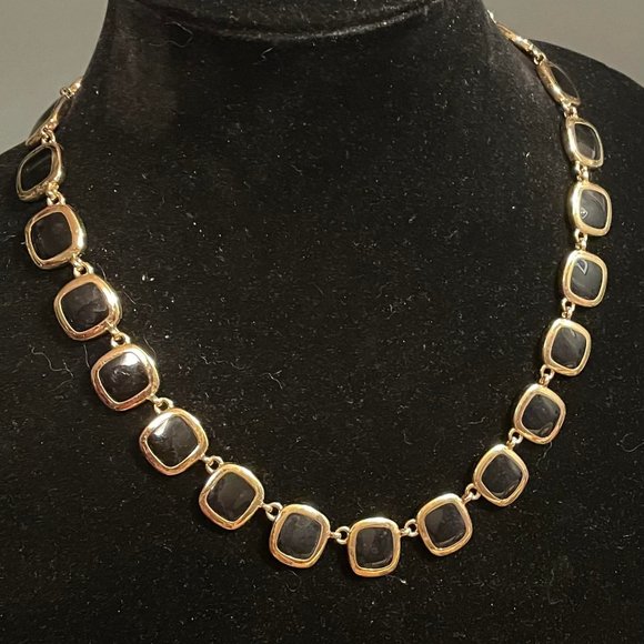 Beautiful Reversible Necklace - Off-White and Black - Picture 2 of 2